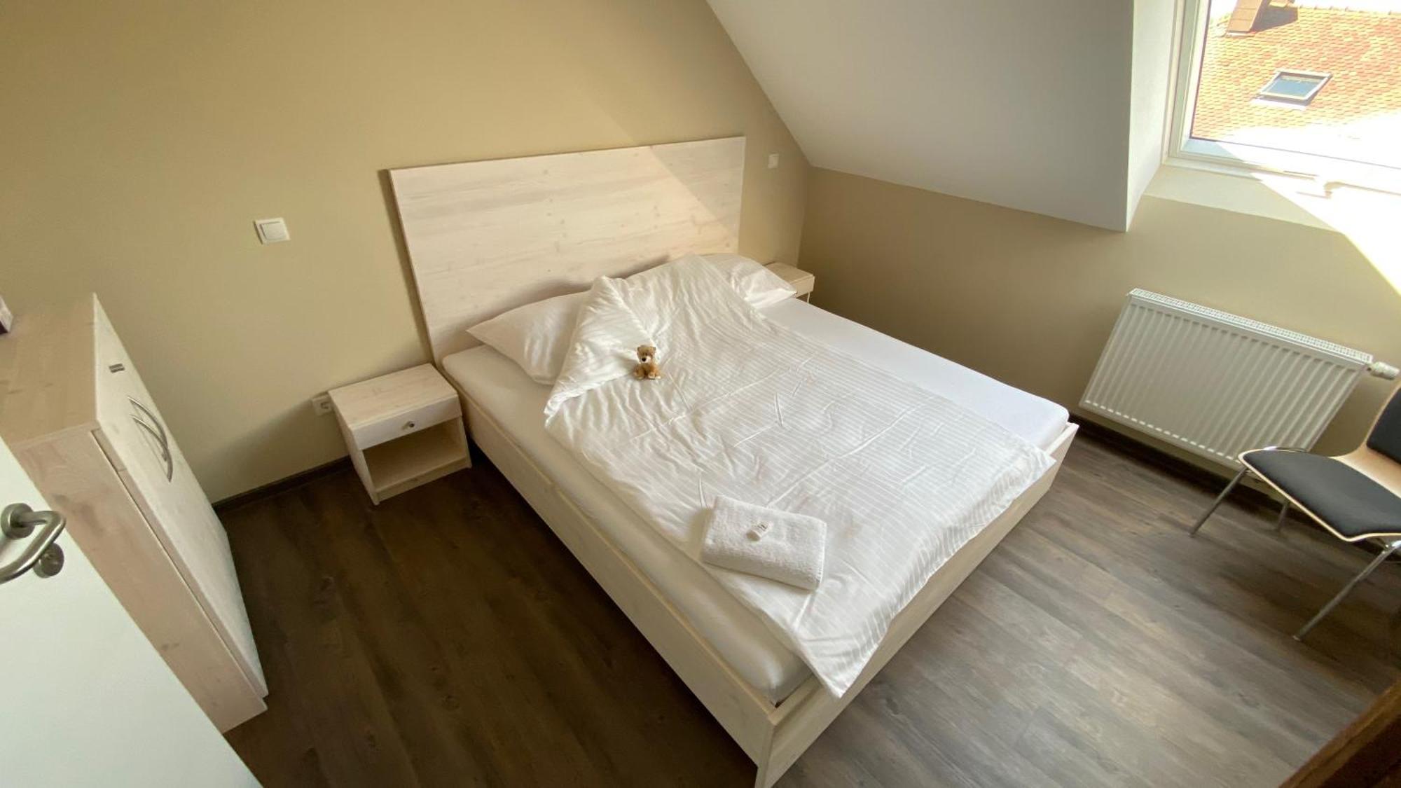 Buergerhausloewen Hotel Philippsburg Værelse billede